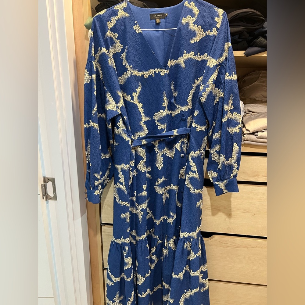 Blue and white dress with belt TED Baker dress size 3 (US size is 8-10)